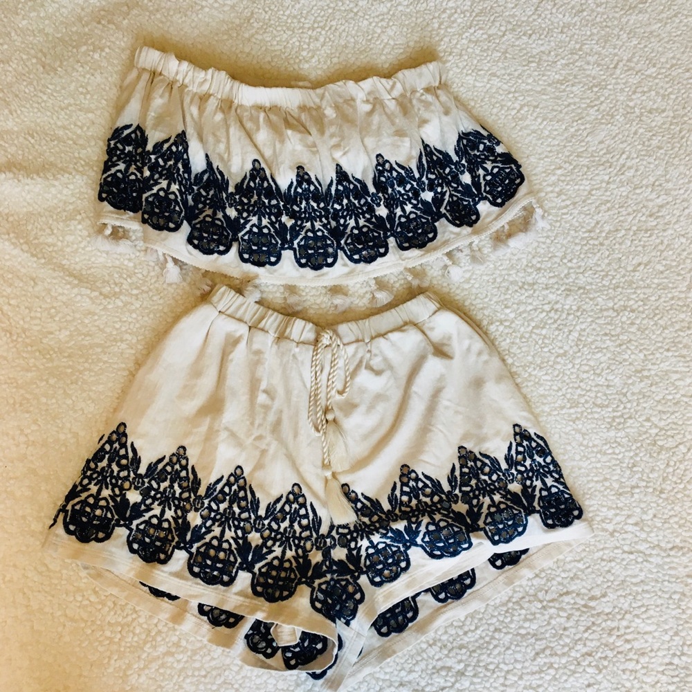 AEO marching set. NWT//